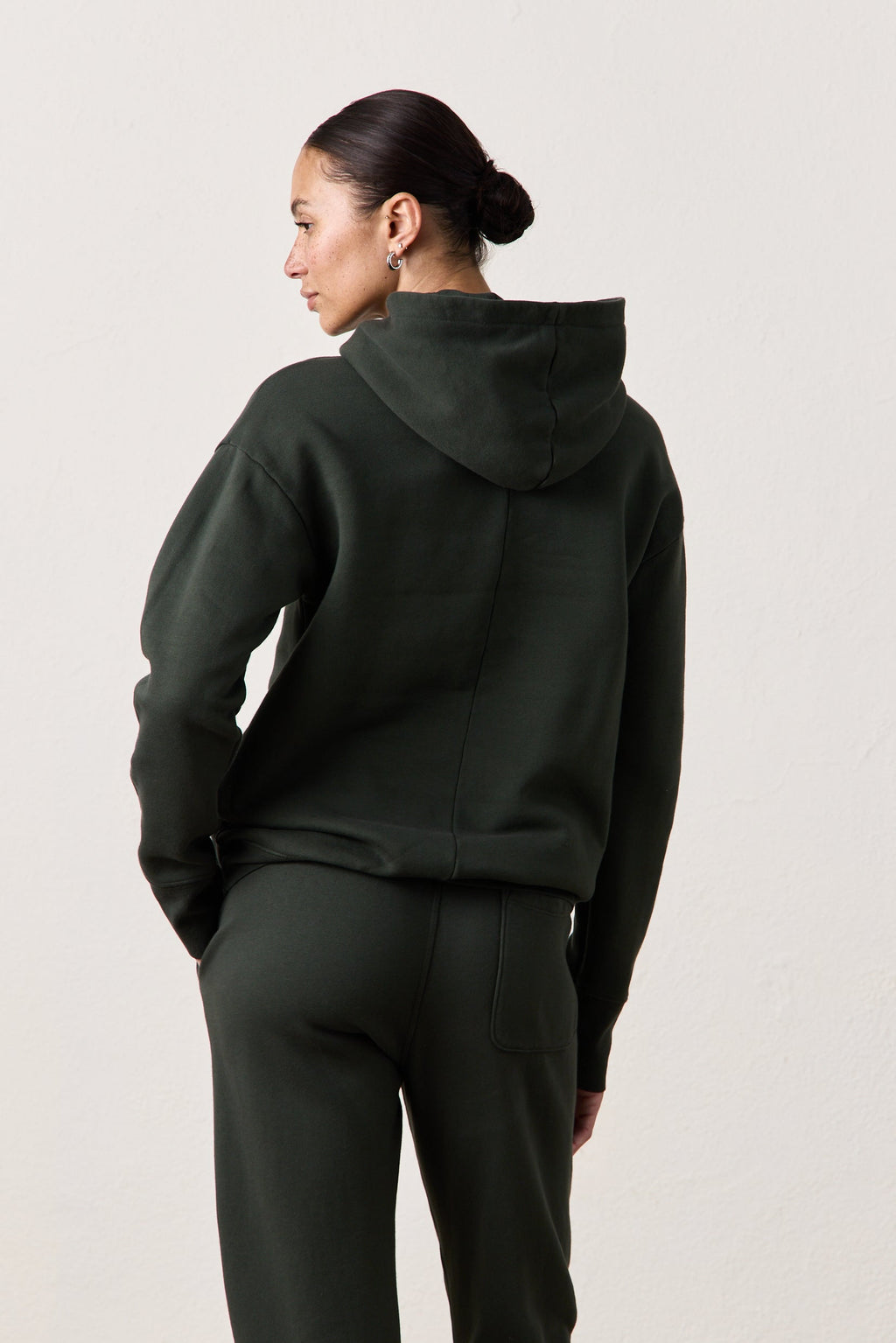 ELLIS RELAXED COZY FLEECE HOODY