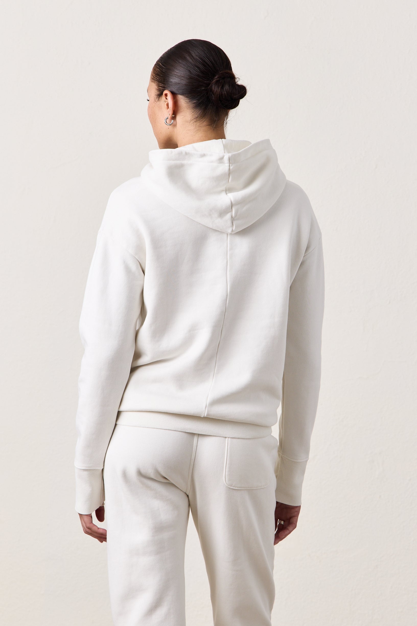ELLIS RELAXED COZY FLEECE HOODY