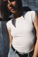 CHLOE FITTED VARIEGATED RIB TEE