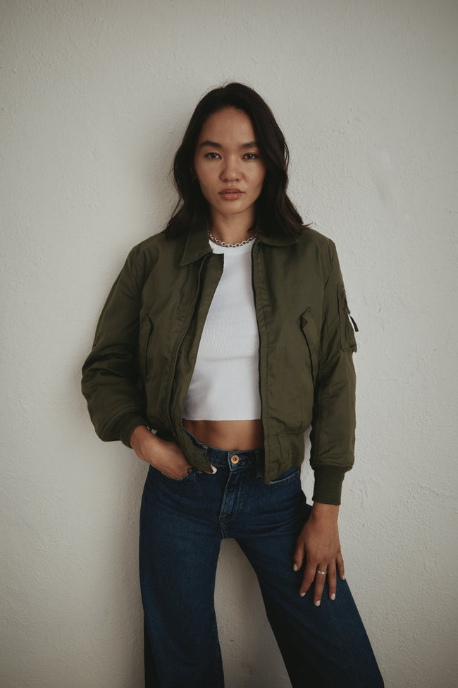 SRPLS US MILITARY BOMBER Hover Image