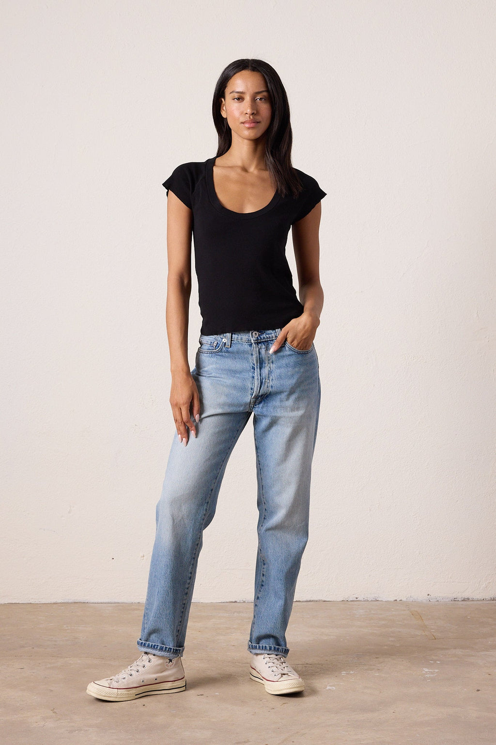 Gia Fitted U Neck Baby Rib Tee