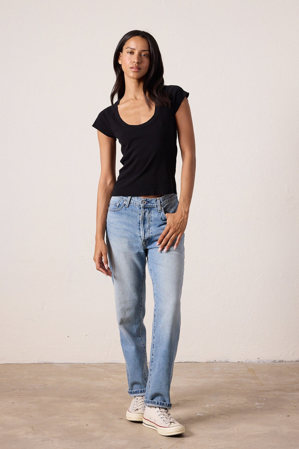 Gia Fitted U Neck Baby Rib Tee