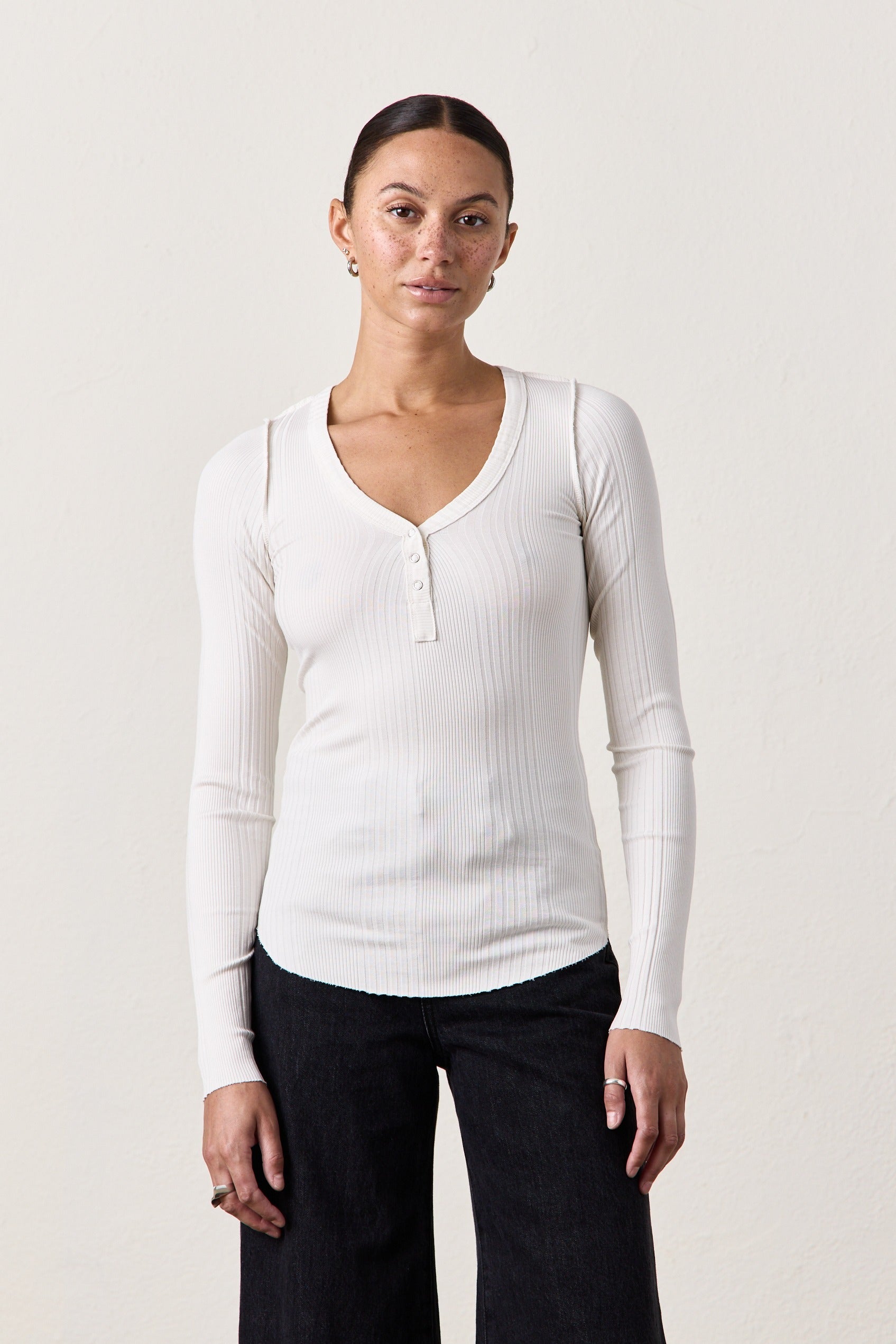 CODY VARIEGATED RIB HENLEY